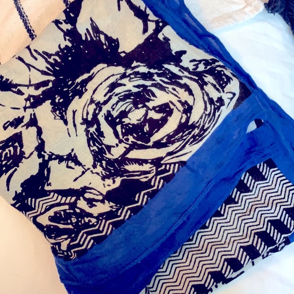 Stella & Dot Scarf “Pashmina” SOFT - Picture 2 of 4